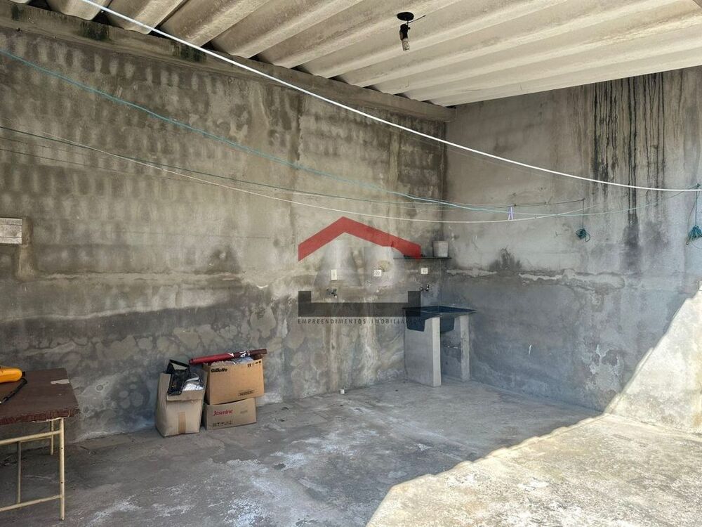 Casa à venda com 2 quartos, 1000M2 - Foto 2