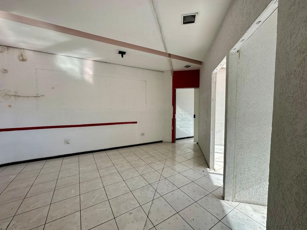 Prédio Inteiro para alugar, 135m² - Foto 2