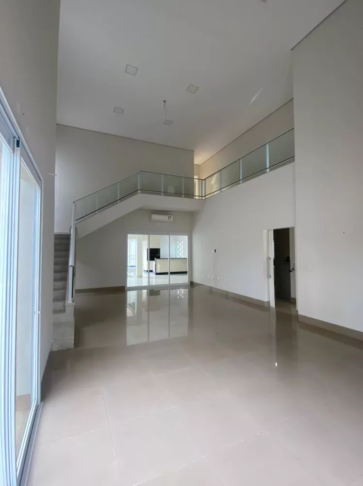 Casa de Condomínio para alugar com 3 quartos, 328m² - Foto 5