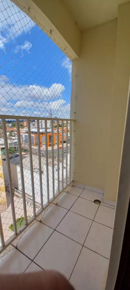 Apartamento à venda com 3 quartos, 80m² - Foto 2