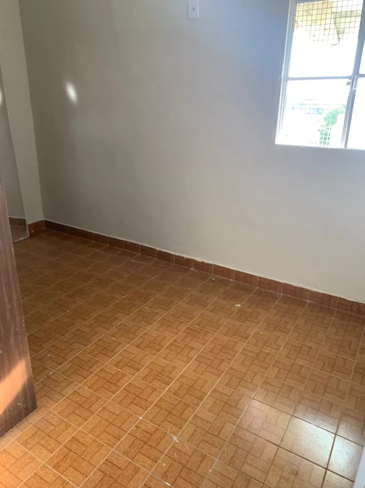 Apartamento à venda com 3 quartos - Foto 2