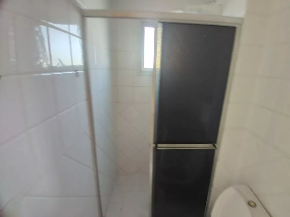 Apartamento para alugar com 3 quartos, 83m² - Foto 2