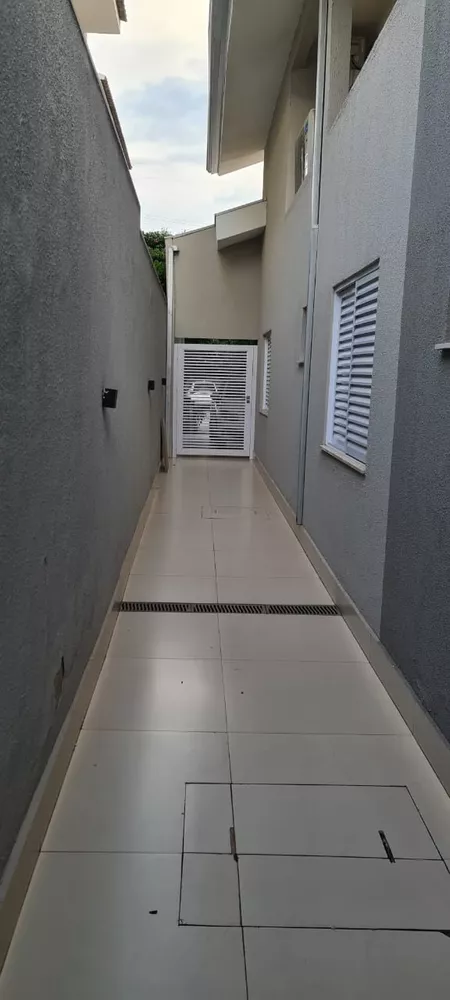 Casa de Condomínio à venda com 4 quartos, 270m² - Foto 5