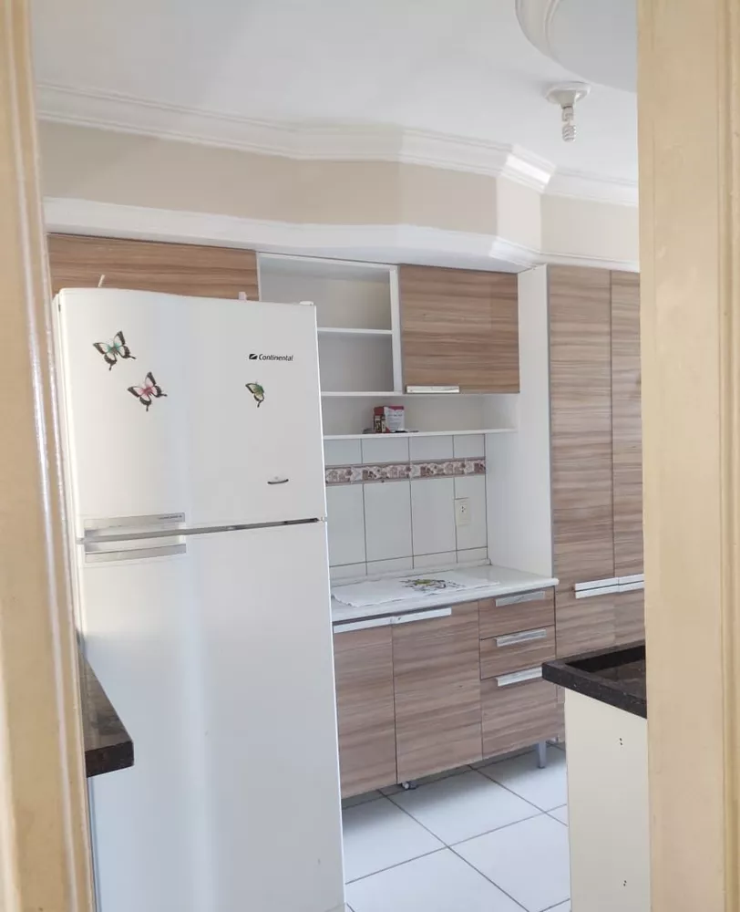 Apartamento para alugar com 3 quartos, 76m² - Foto 3