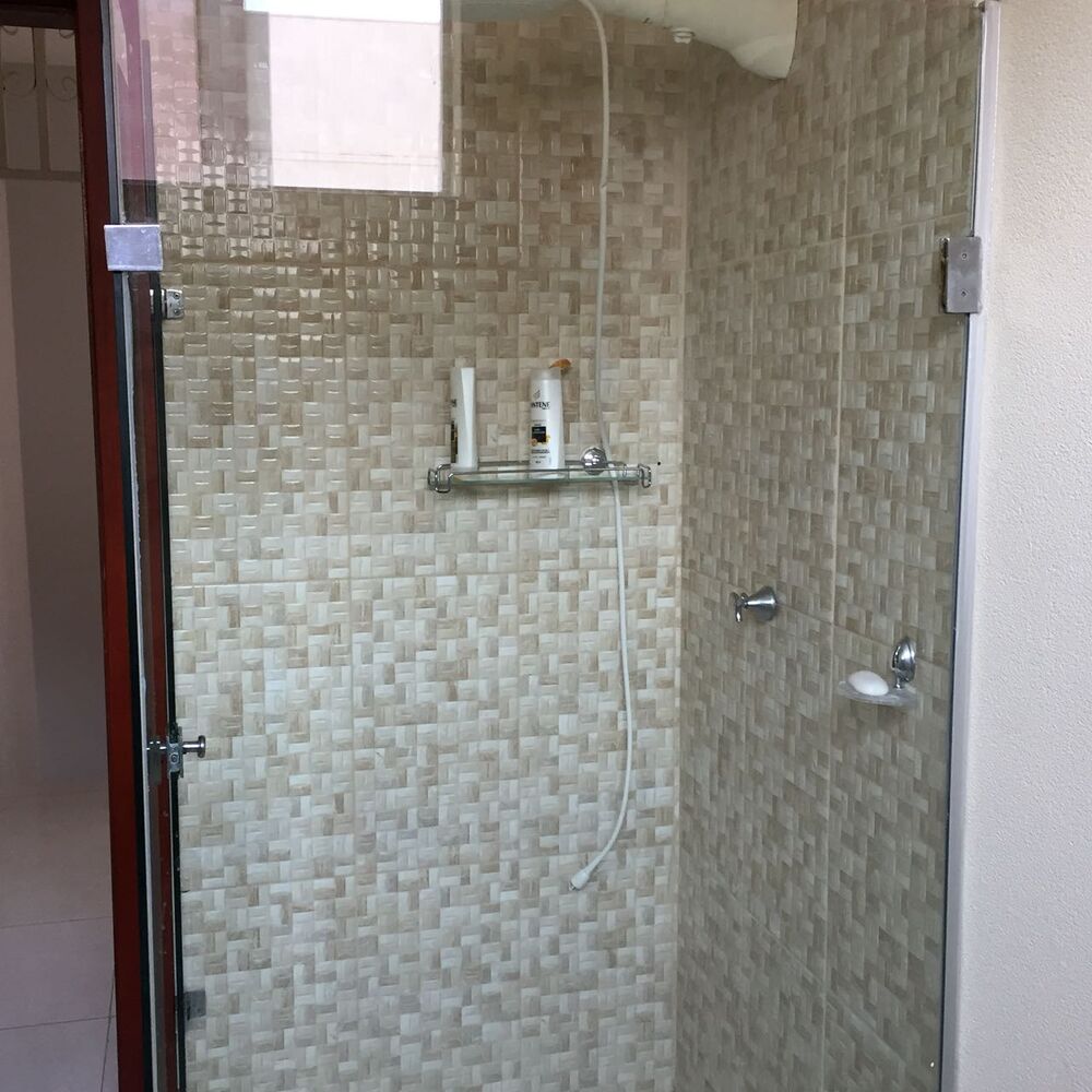 Casa à venda com 2 quartos, 450m² - Foto 1