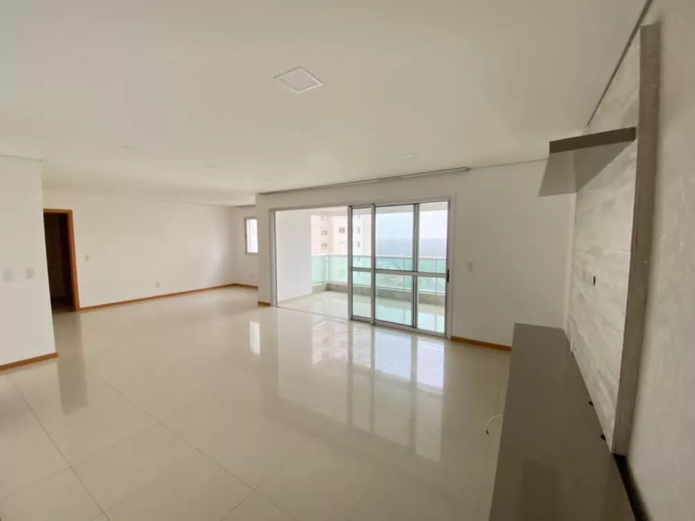 Apartamento à venda com 3 quartos, 181m² - Foto 3