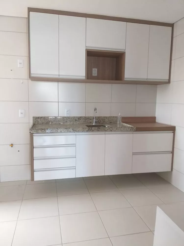 Apartamento à venda com 3 quartos, 118m² - Foto 3