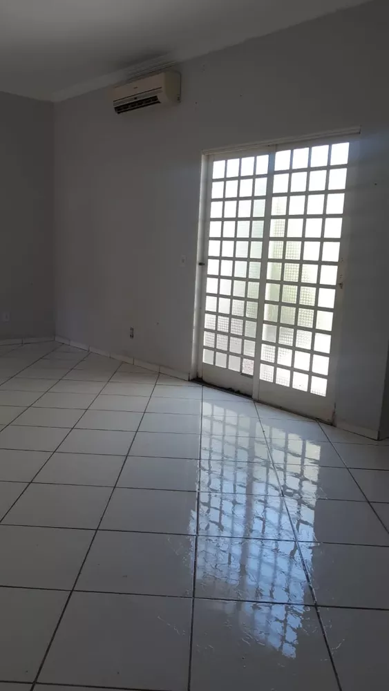 Casa à venda com 3 quartos, 90m² - Foto 8