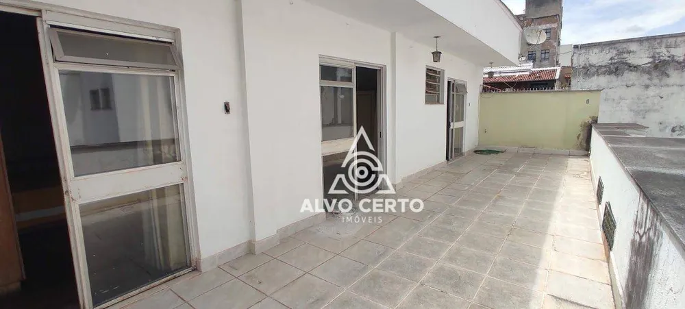 Cobertura, 3 quartos, 160 m² - Foto 2