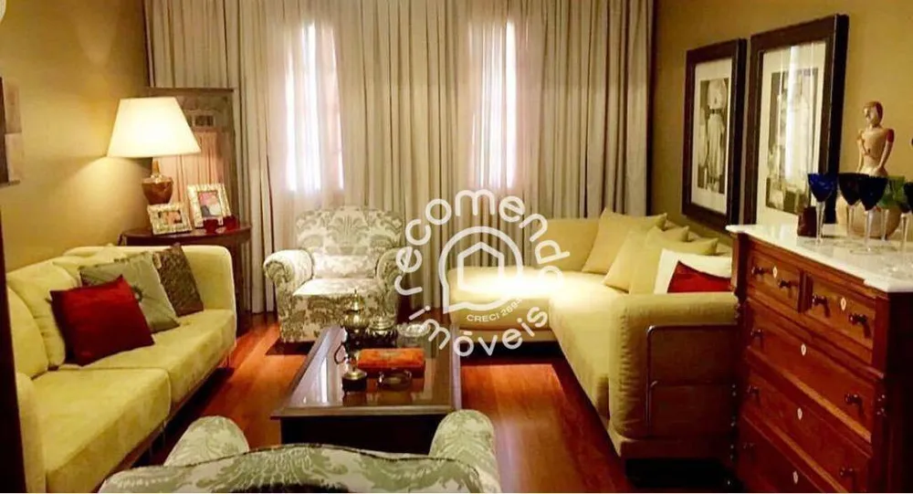 Casa, 3 quartos, 306 m² - Foto 1