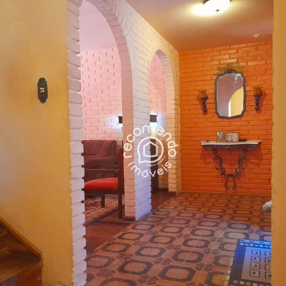 Casa, 3 quartos, 232 m² - Foto 3