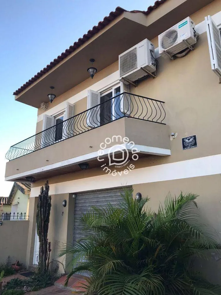 Casa, 2 quartos, 215 m² - Foto 1
