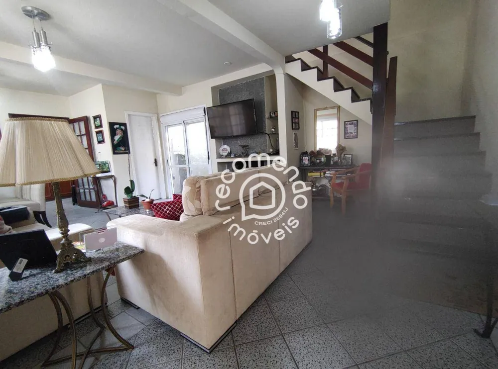 Casa, 3 quartos, 202 m² - Foto 2
