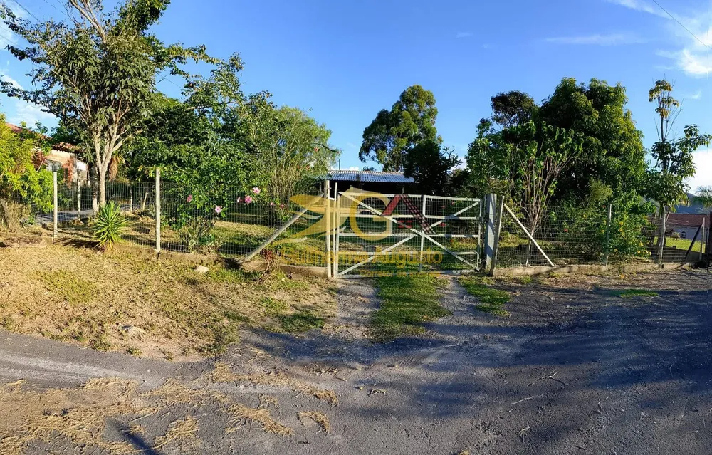 Chácara, 3 quartos, 600 m² - Foto 2