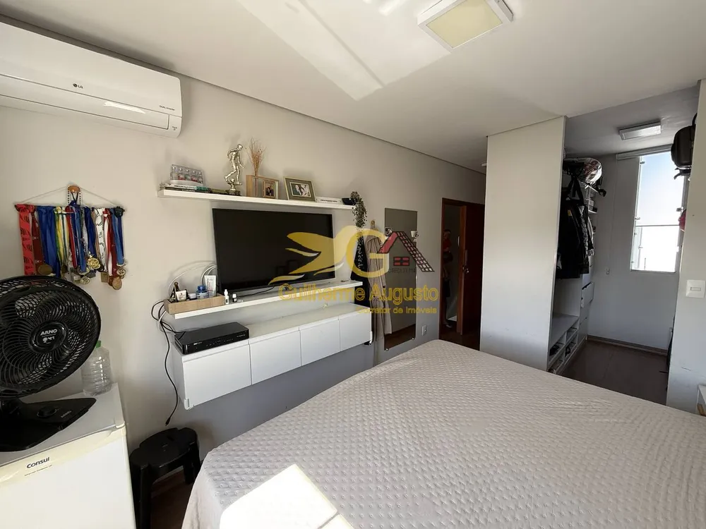 Casa, 4 quartos, 250 m² - Foto 12