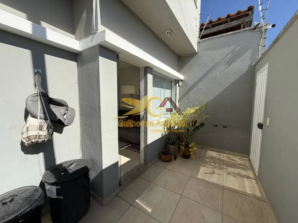 Casa, 4 quartos, 250 m² - Foto 2