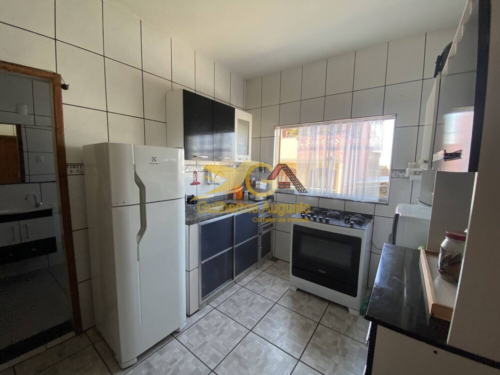 Apartamento à venda com 3 quartos, 166m² - Foto 2