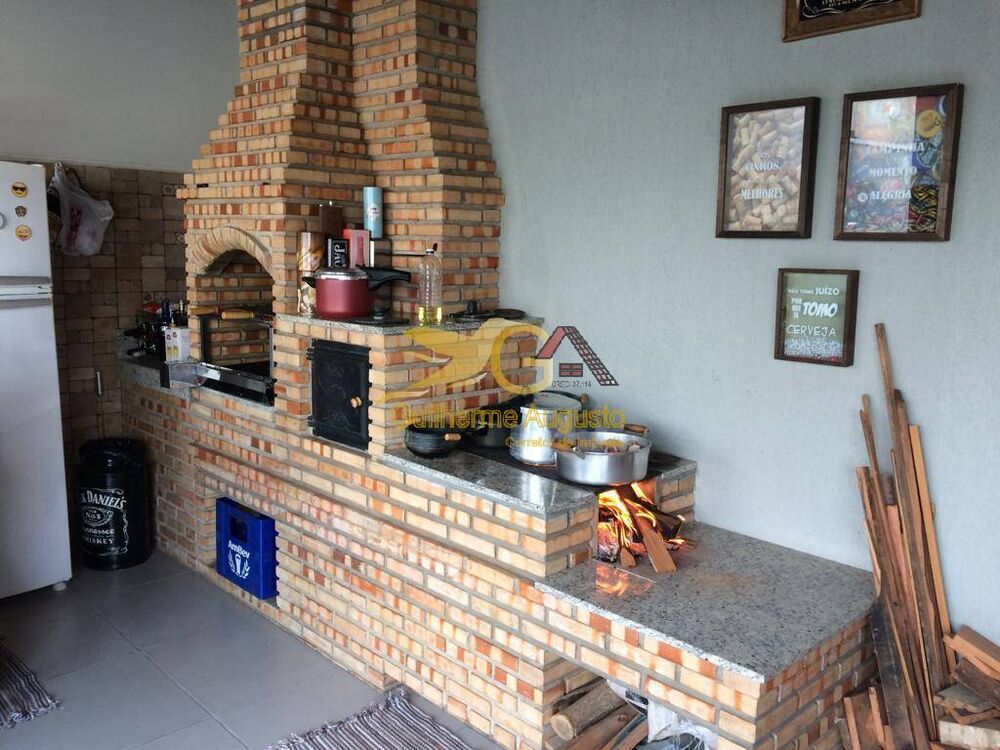 Casa, 3 quartos, 261 m² - Foto 2