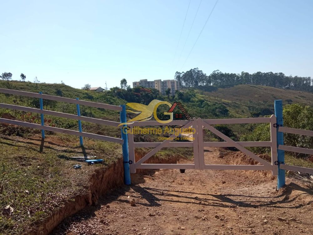 Terreno à venda com 1 quarto, 30000m² - Foto 1