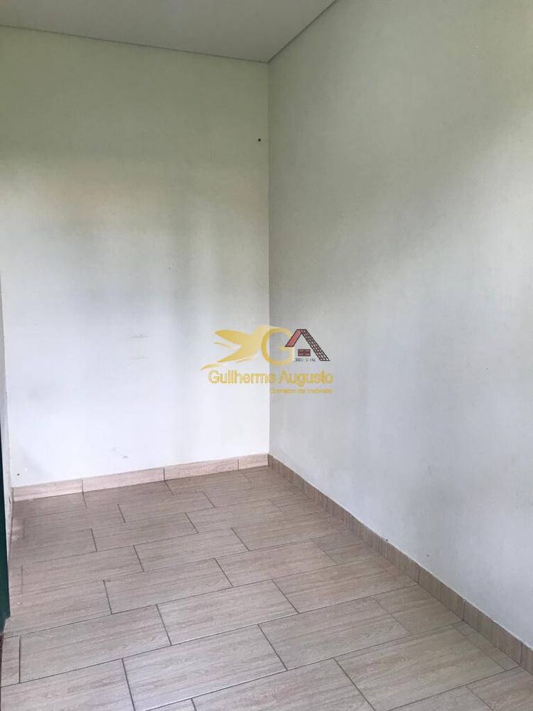 Casa à venda com 4 quartos, 1050m² - Foto 2