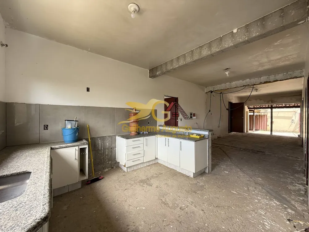 Casa, 4 quartos, 250 m² - Foto 2