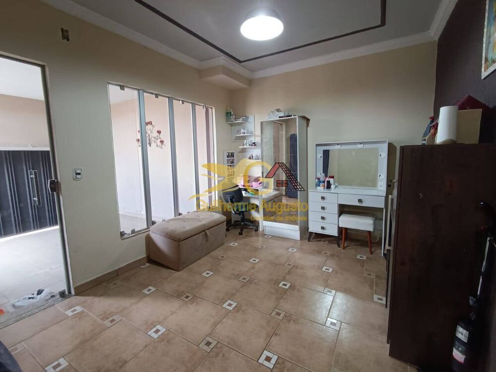 Casa, 3 quartos, 191 m² - Foto 2