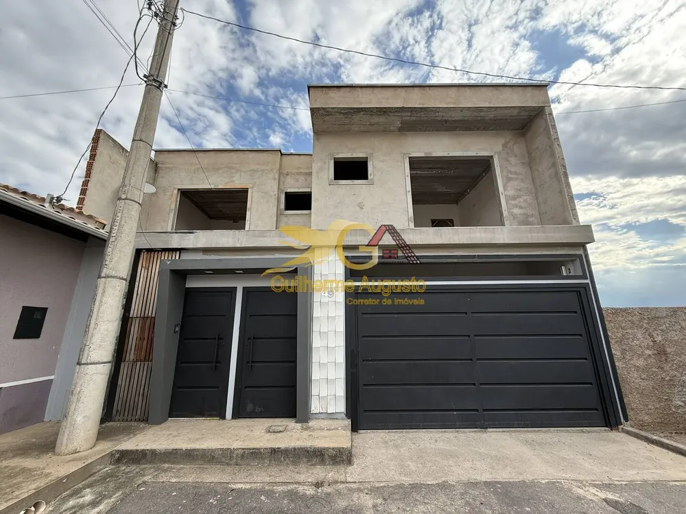Casa, 5 quartos, 260 m² - Foto 1