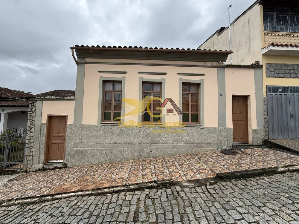 Casa, 6 quartos, 170 m² - Foto 1