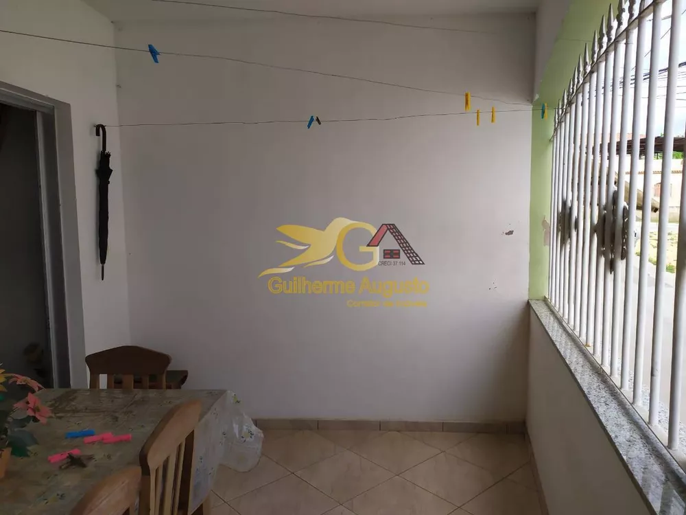 Casa à venda com 2 quartos, 300m² - Foto 7