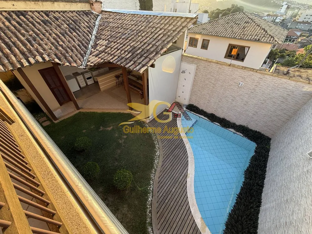 Casa, 3 quartos, 278 m² - Foto 3