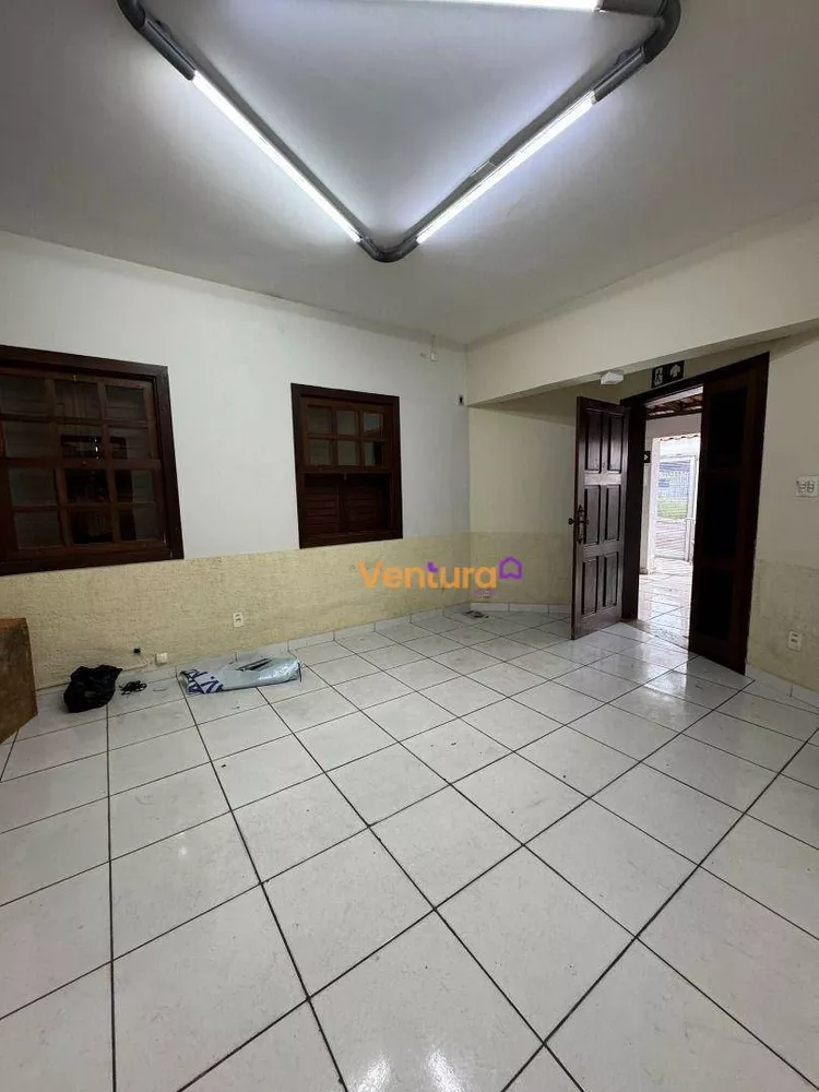 Casa, 4 quartos, 210 m² - Foto 3