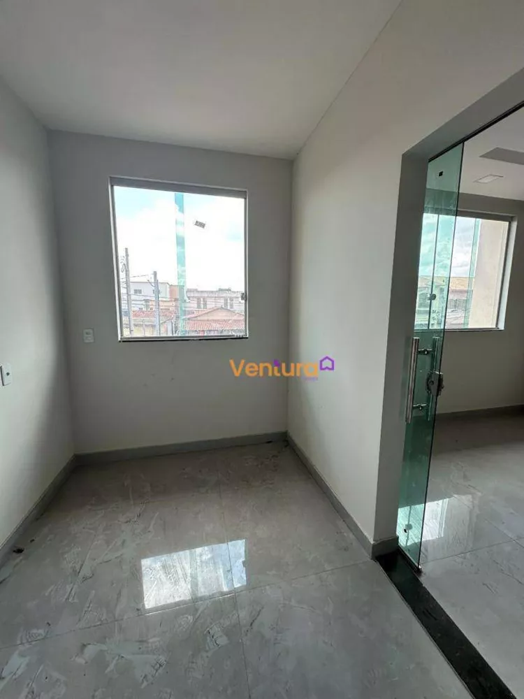 Casa, 5 quartos, 230 m² - Foto 2