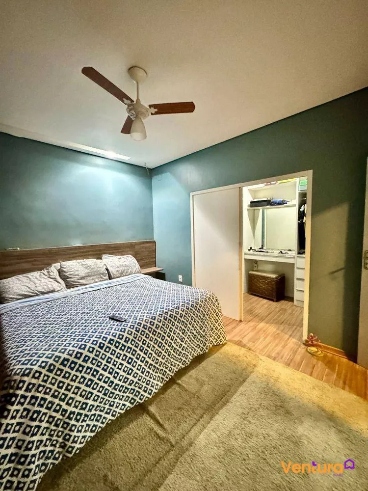 Casa, 3 quartos, 227 m² - Foto 2