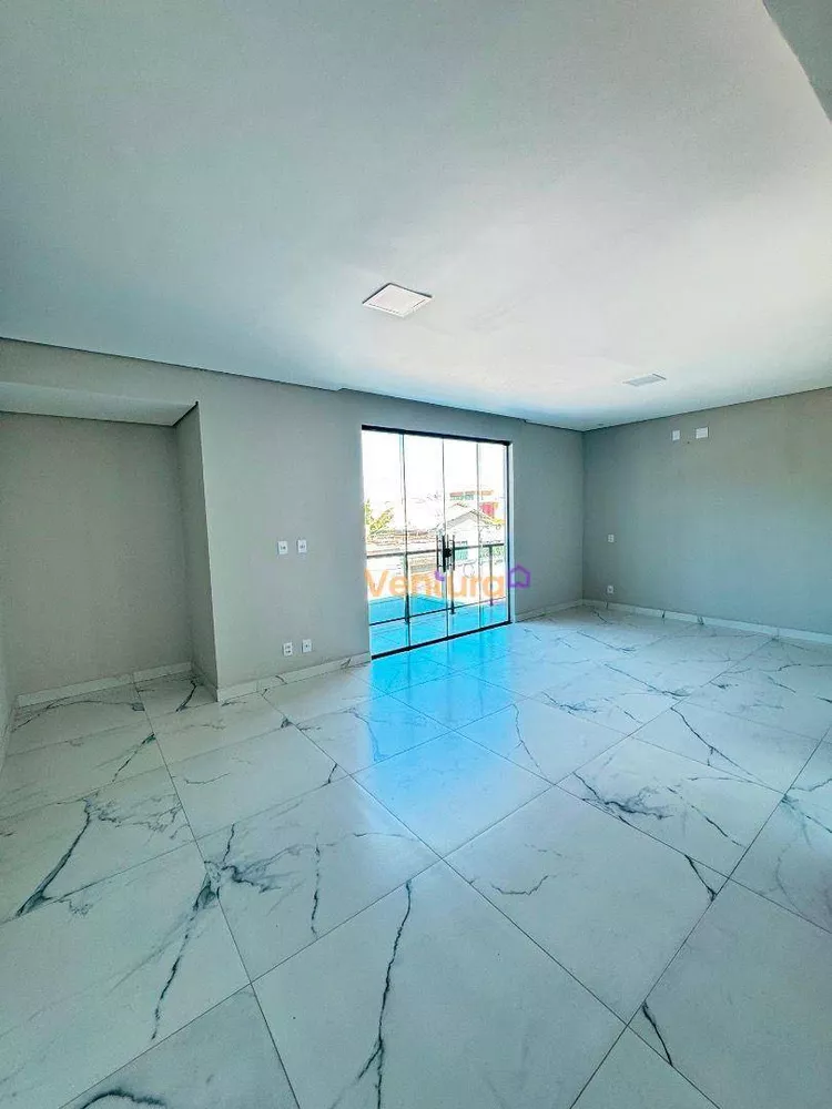 Casa, 3 quartos, 208 m² - Foto 3