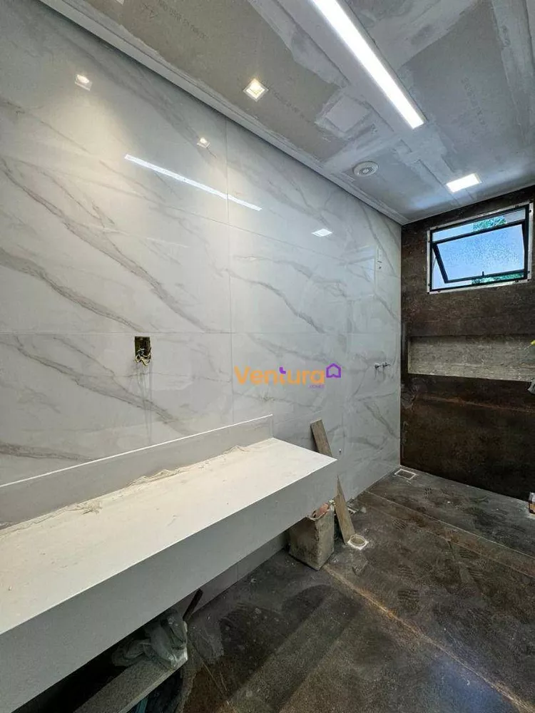 Casa, 3 quartos, 196 m² - Foto 2