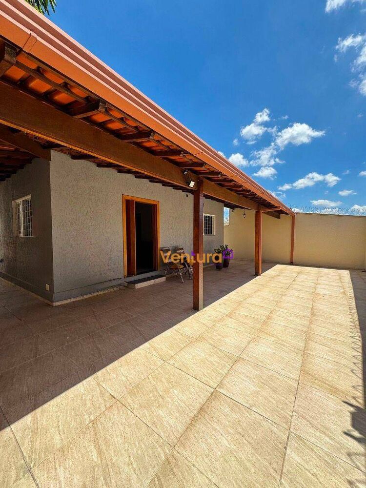 Casa, 3 quartos, 140 m² - Foto 1