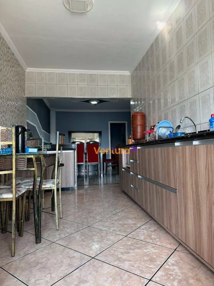 Casa, 3 quartos, 140 m² - Foto 3