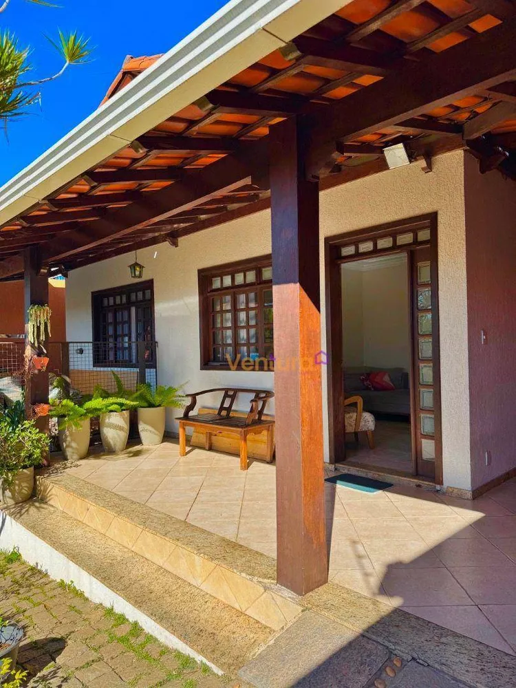 Casa, 3 quartos, 295 m² - Foto 2