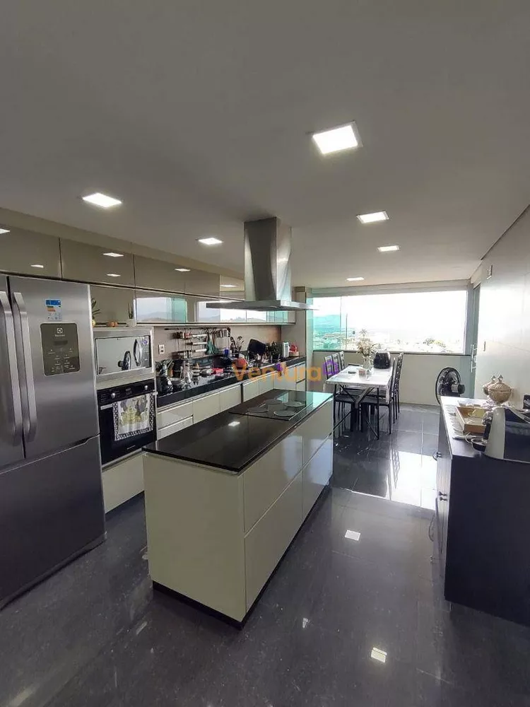 Casa, 5 quartos, 450 m² - Foto 1