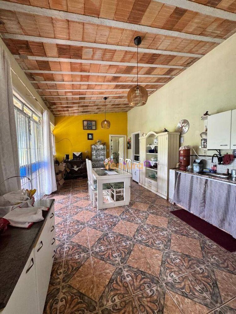 Sítio à venda com 10 quartos, 70000M2 - Foto 11