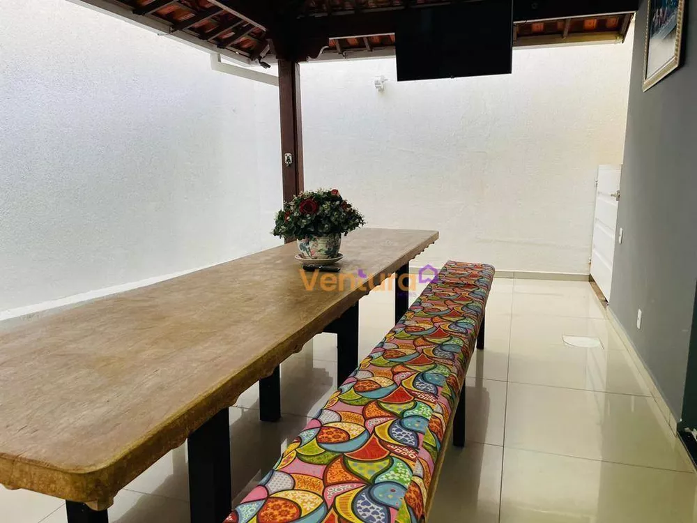 Casa, 3 quartos, 270 m² - Foto 3
