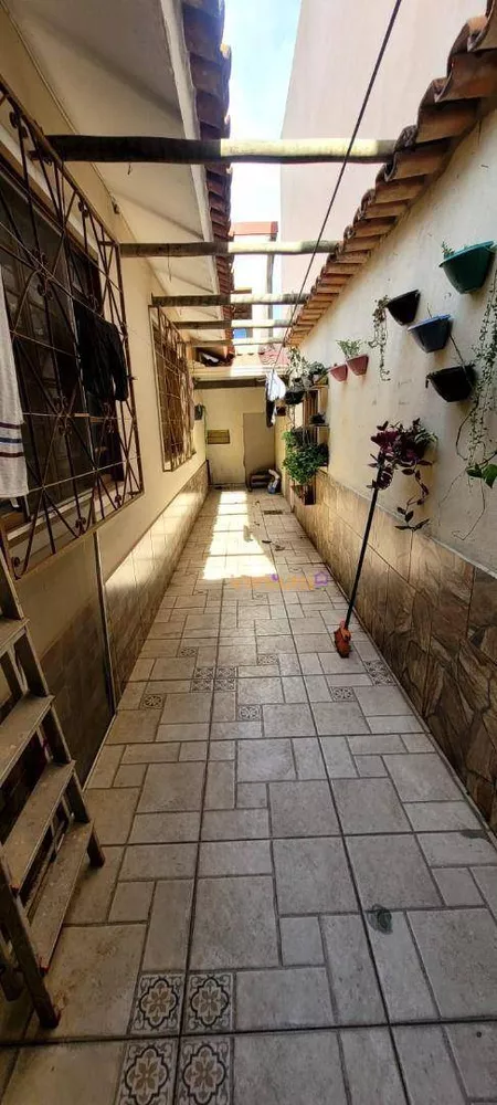 Casa, 5 quartos, 250 m² - Foto 3