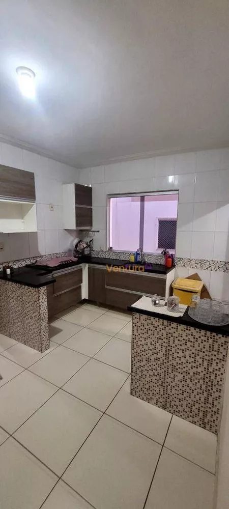 Casa, 3 quartos, 114 m² - Foto 2