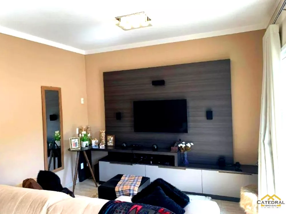 Casa de Condomínio à venda com 3 quartos, 140m² - Foto 3