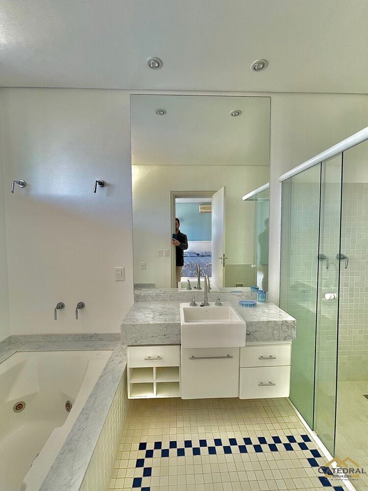 Casa de Condomínio à venda com 6 quartos, 1000m² - Foto 17