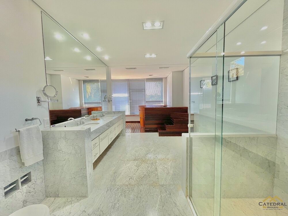 Casa de Condomínio à venda com 6 quartos, 1000m² - Foto 23
