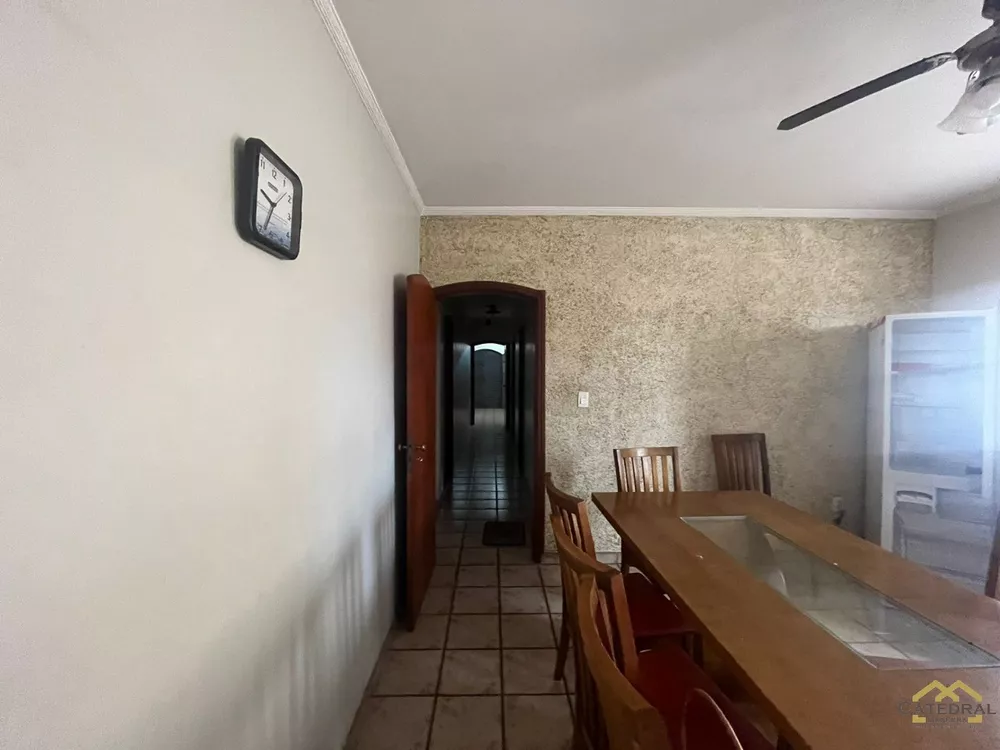 Loja-Salão para alugar com 4 quartos, 160m² - Foto 3