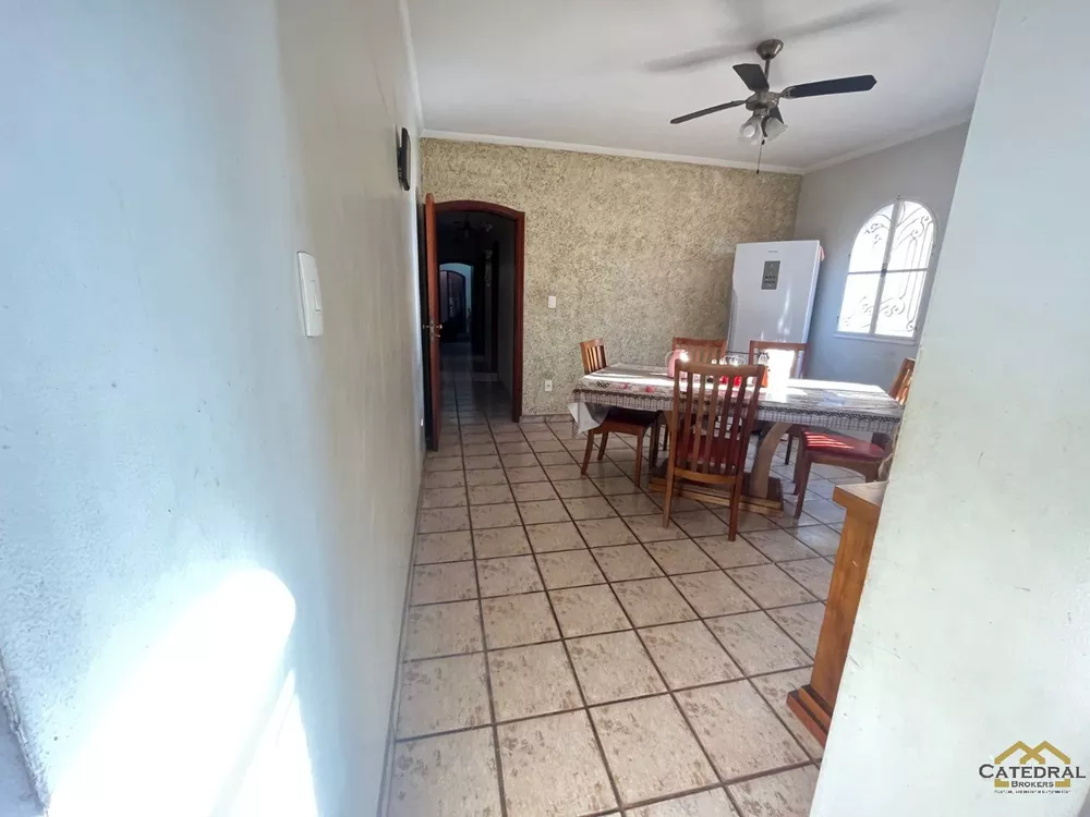 Loja-Salão para alugar com 4 quartos, 160m² - Foto 4