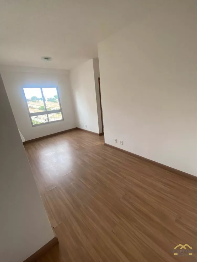 Apartamento à venda com 2 quartos, 48m² - Foto 2