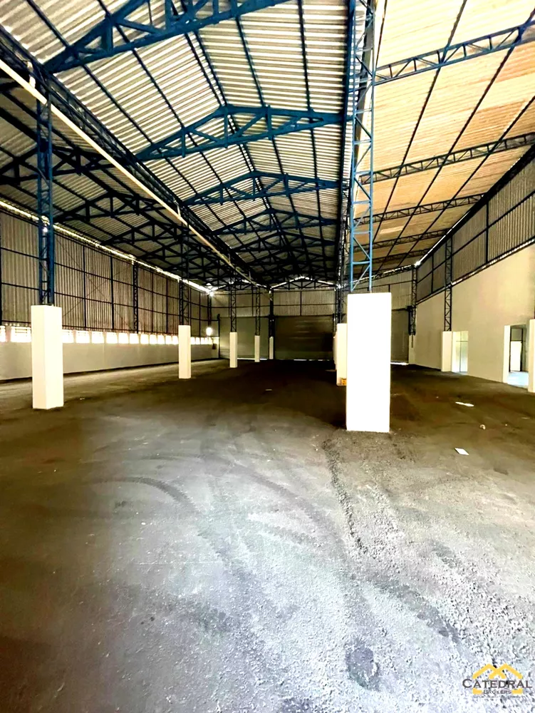 Depósito-Galpão-Armazém para alugar, 2000m² - Foto 1